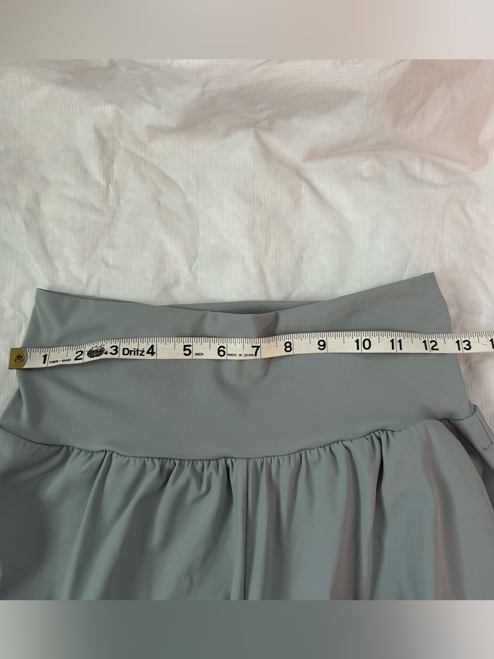 Halara light gray shorts - Picture 2 of 6
